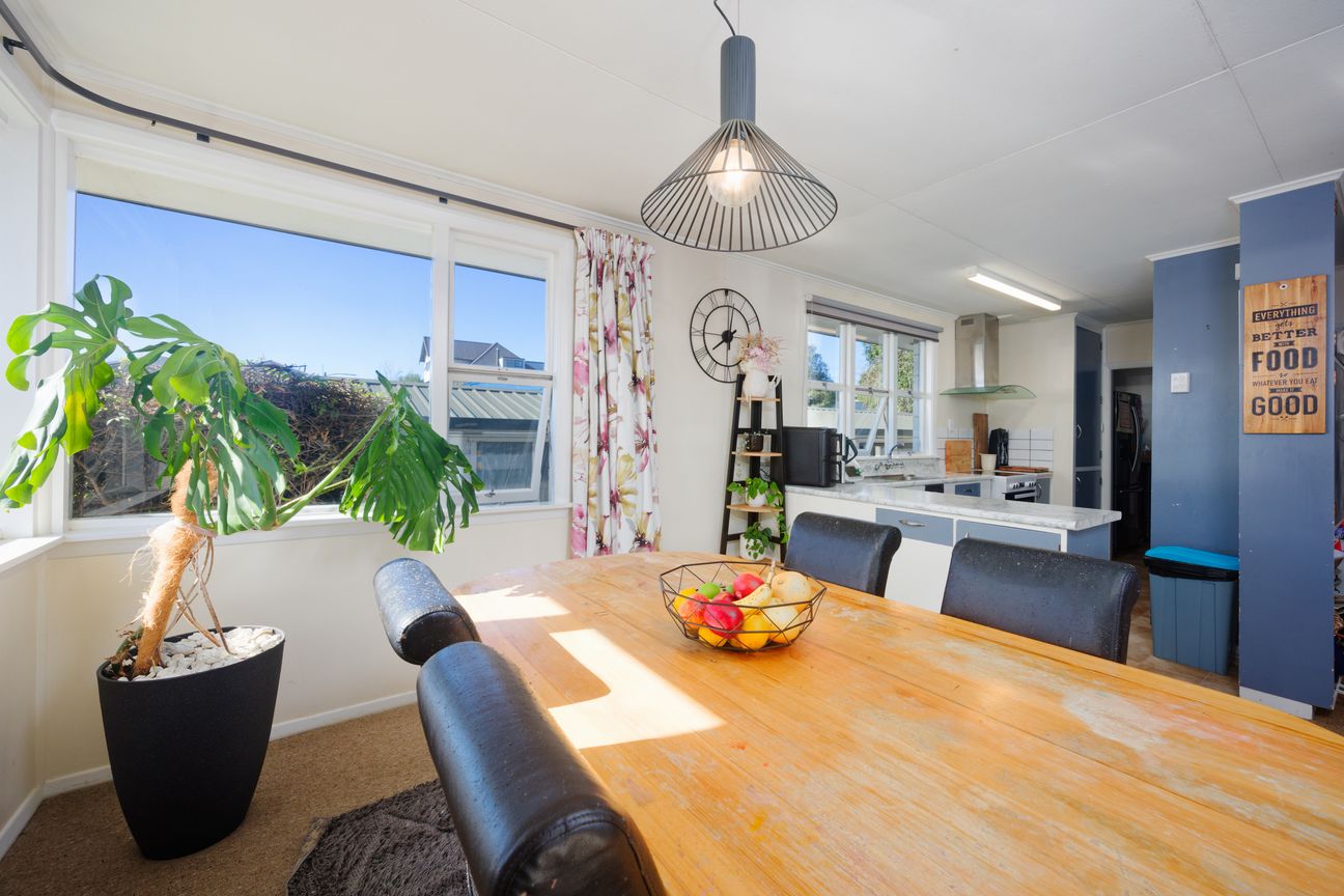 A Home with Options - Więcej