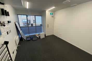 Modern, Functional Warehouse in Sockburn