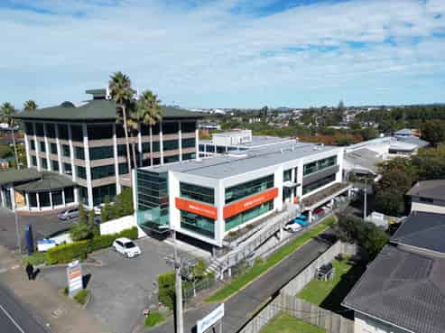 Flexible Takapuna office – occupy one or both