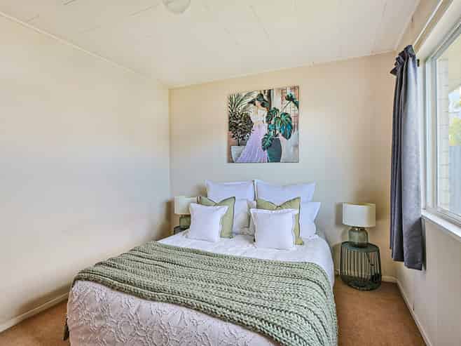 2/505 Lyndon Road West, Hastings