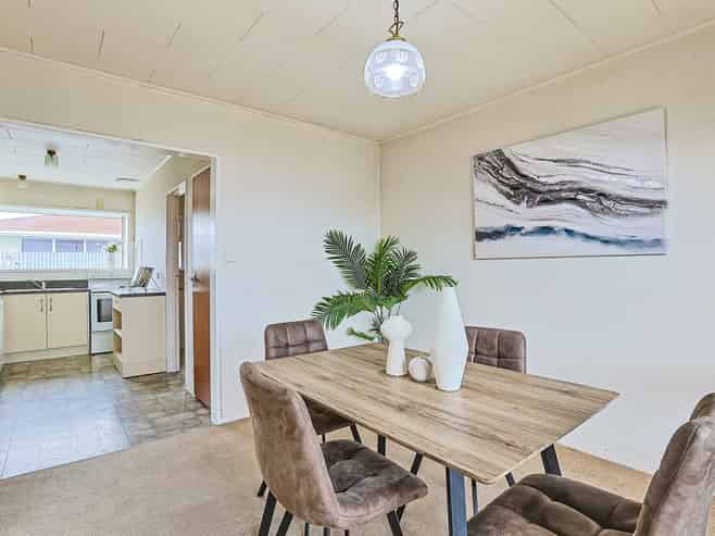 2/505 Lyndon Road West, Hastings