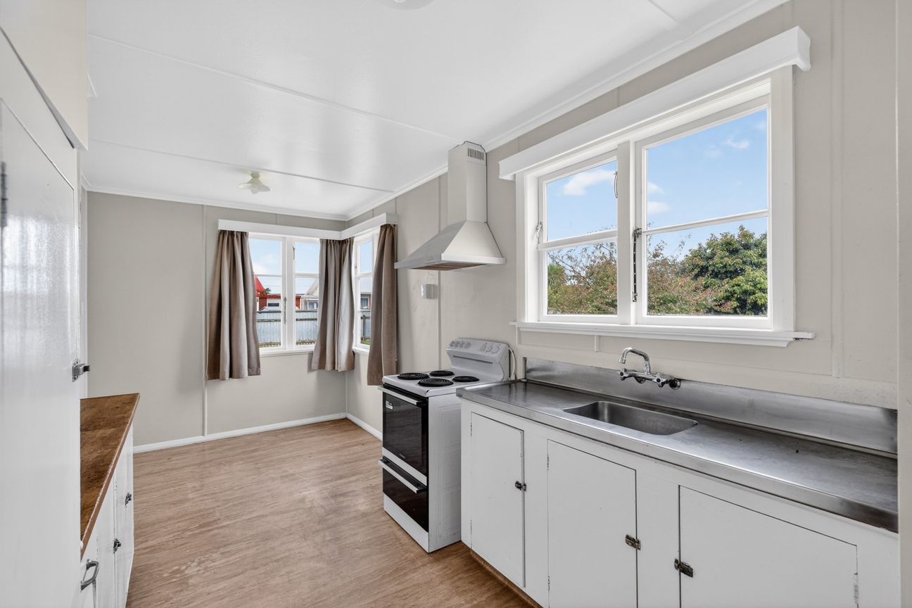 Under offer - Reach out to Rata - Aanzicht 2