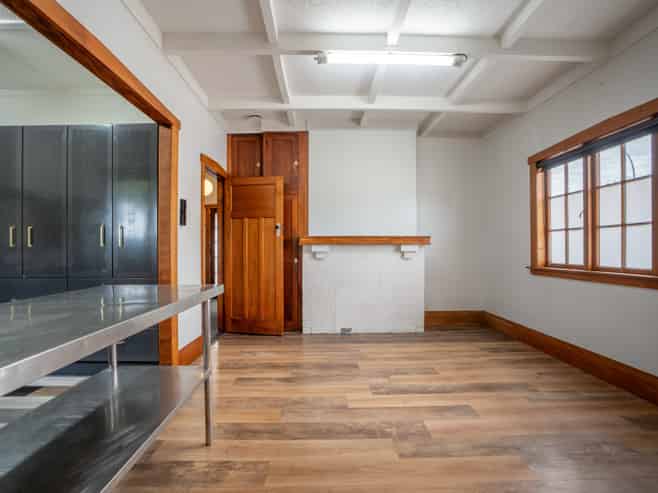 180 Cambridge Road, Hillcrest