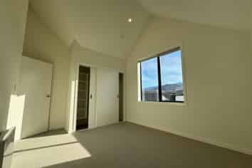 A/18 Tonis Tce, Lower Shotover