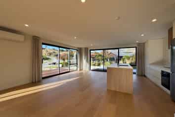 A/18 Tonis Tce, Lower Shotover