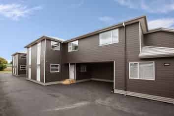 4B/52 Helena Rd, Hillcrest