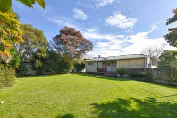 25 Hodgkins Street, Pukehangi