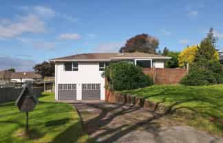 25 Hodgkins Street, Pukehangi