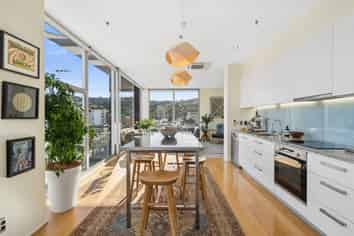 U892 - 233 Cuba Street, Te Aro