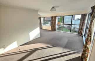 12A Lorraine Place, Glenview