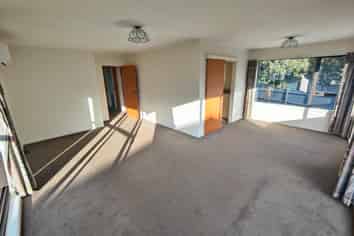 12A Lorraine Place, Glenview