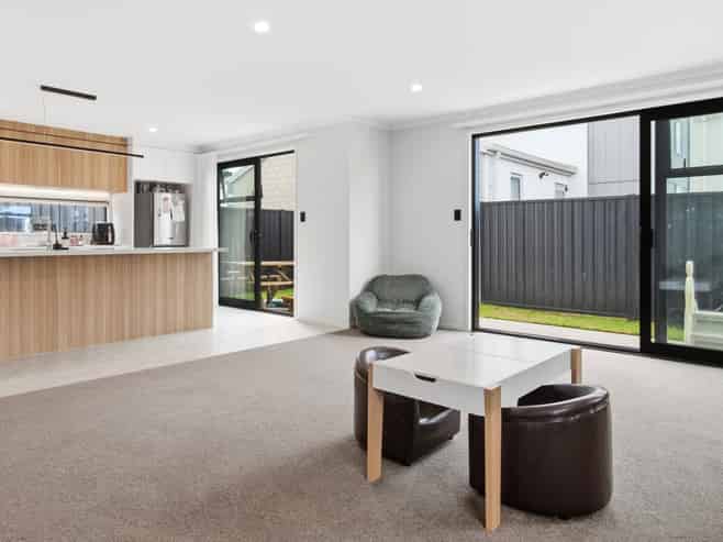 47 Empire Crescent, Papamoa