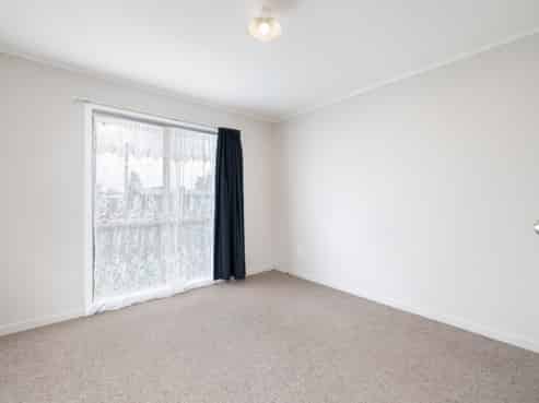 21 Oak Street, Masterton