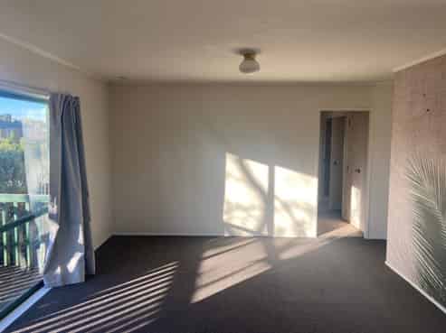 2/14A Arran Street, Avondale