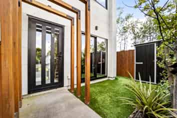 1/102 Millbrook Road, Sunnyvale