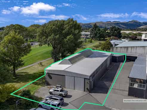 Price Reduced – Highly Visible in Wigram