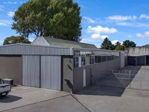 Price Reduced – Highly Visible in Wigram