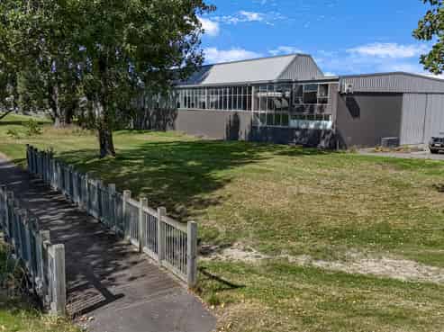 Price Reduced – Highly Visible in Wigram