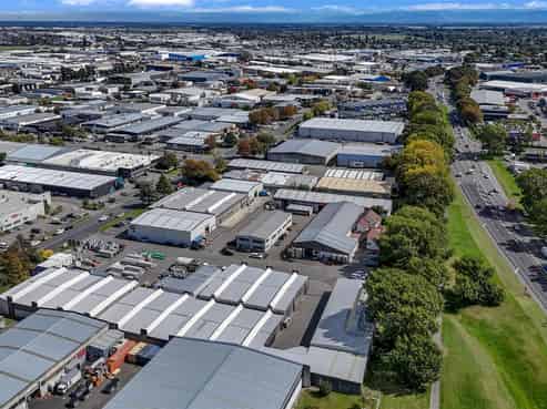 Price Reduced – Highly Visible in Wigram
