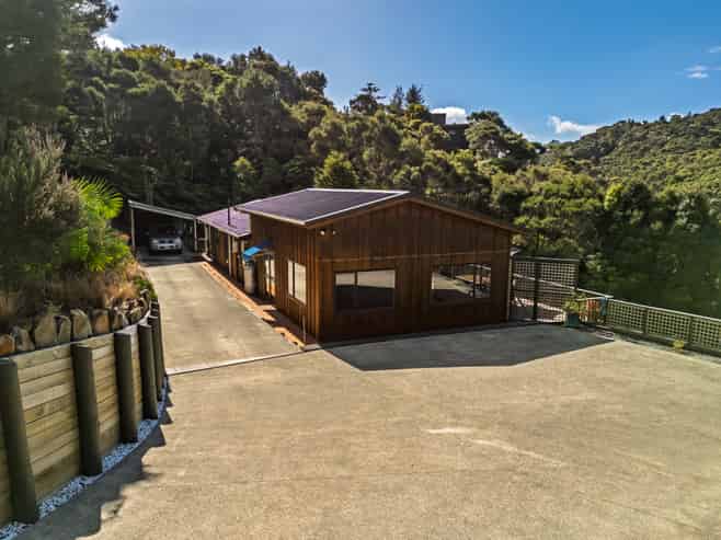 6 Ward Drive, Opua
