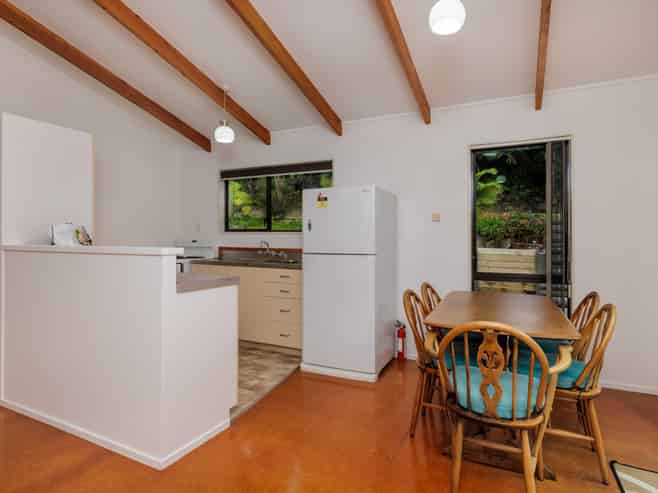 6 Ward Drive, Opua