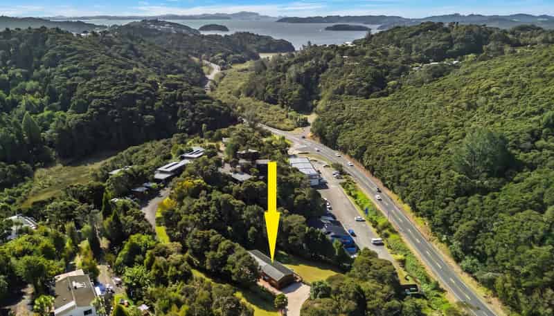 6 Ward Drive, Opua