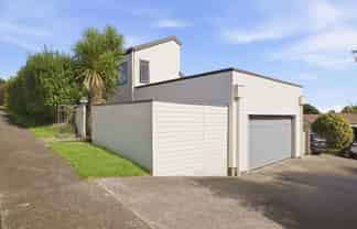 20A Otumoetai Road, Judea