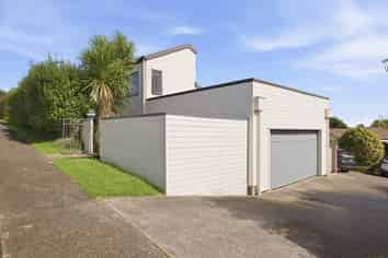 20A Otumoetai Road, Judea