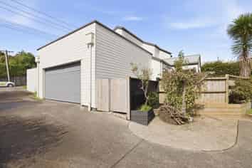 20A Otumoetai Road, Judea