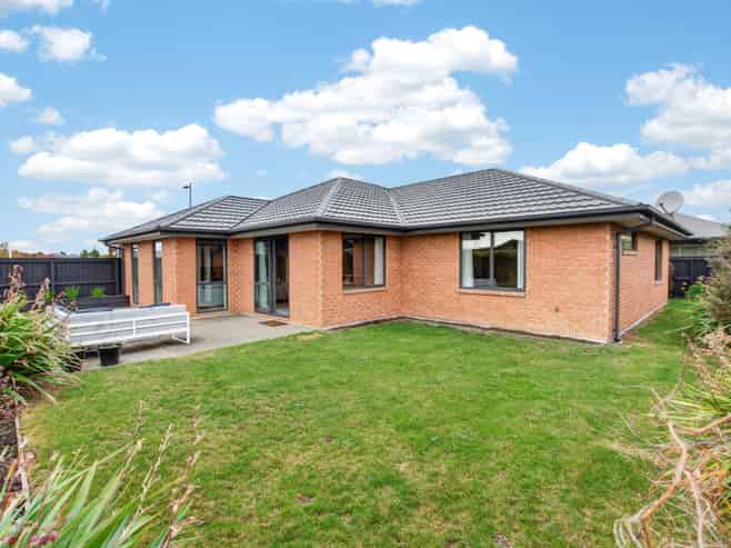 2 Andesite Drive, Rolleston