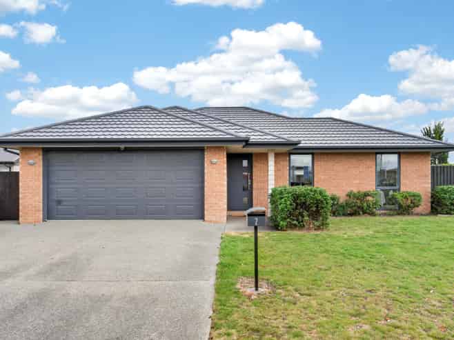 2 Andesite Drive, Rolleston