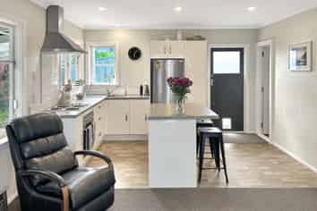 3 Lincoln Road, Carterton