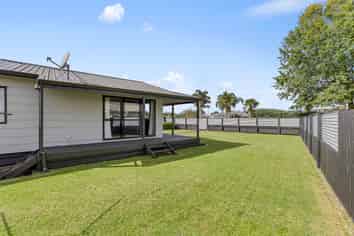 5 Campbell Street, Waihou