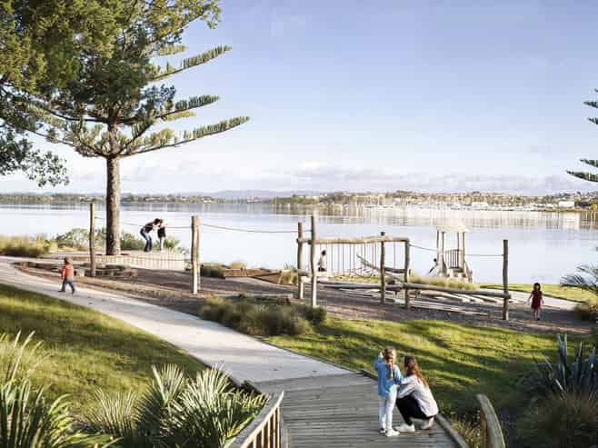 2/4 Glenburn Road, Hobsonville