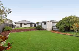 241 Breezes Road, Aranui