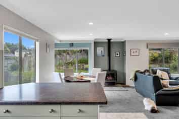 6 Holdsworth Drive, Otamatea