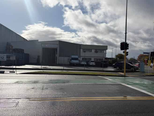 Well Located High Profile Warehouse