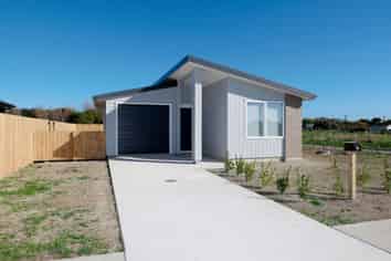 10 Hapeta St, Otaki