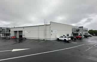 Well-located Mt Wellington industrial unit -978sqm
