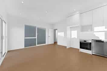 60D Lewisham Street, Highland Park