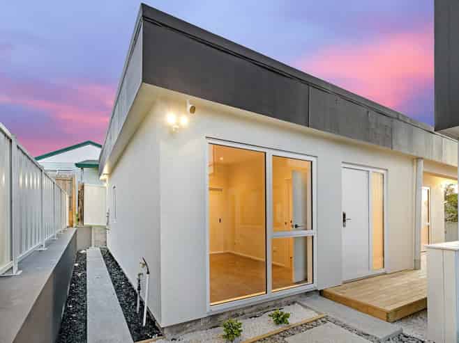 60D Lewisham Street, Highland Park