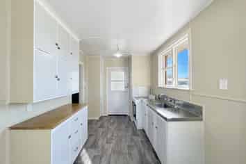 300 Conyers Street, Strathern