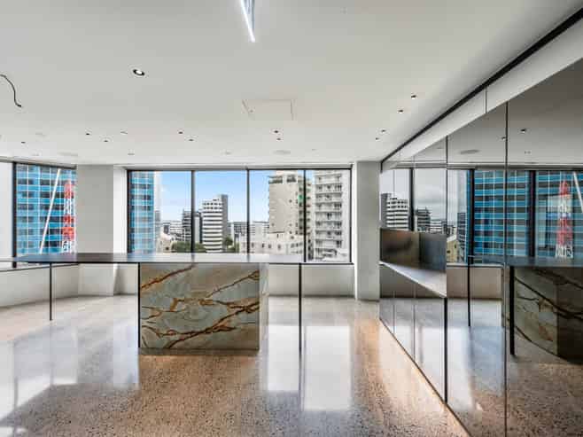 MODERN SHORTLAND STREET OFFICE
