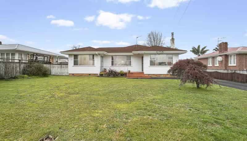 6 Edmund Hillary Avenue, Papakura