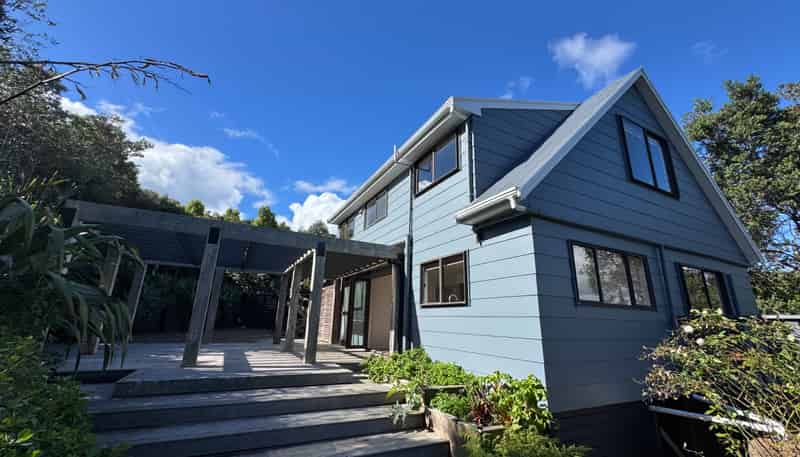 45 Kennedy Road, Surfdale