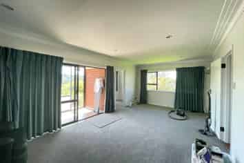 17 Queenstown Road, Hillsborough