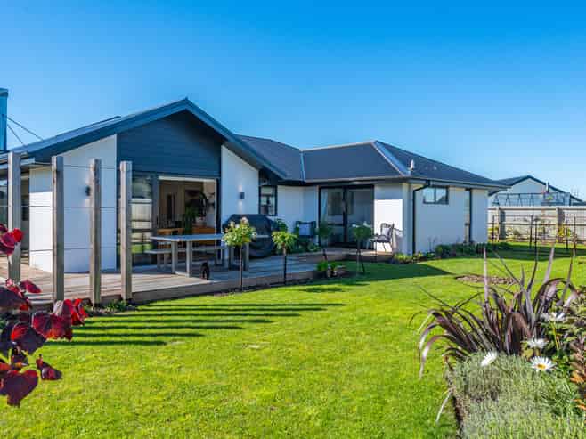 37 Suffolk Drive, Kirwee
