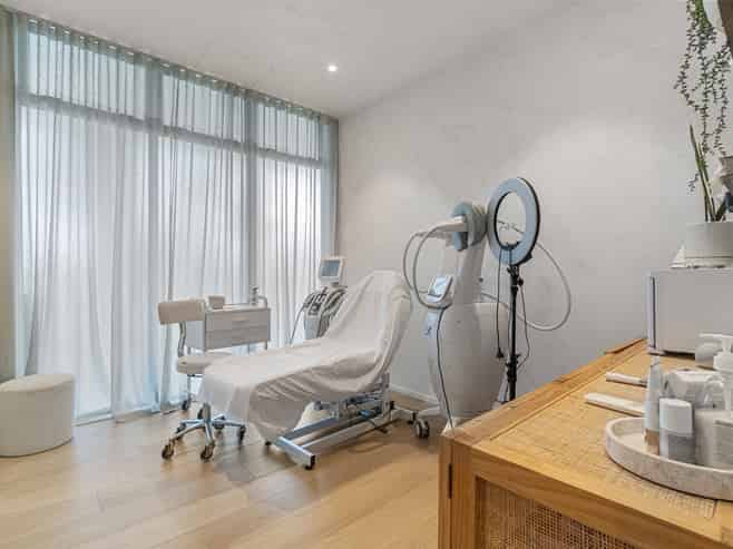 Prime Fitted Specialist / Beauty Clinic