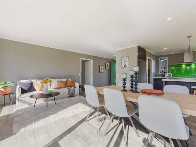 10 Les Wakefield Road, Mapua