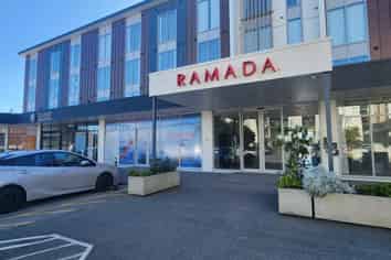 Small retail / office central Albany